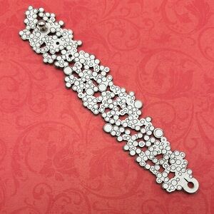 OROPOPO Designer White Leather Bracelet. Created in New Mexico.